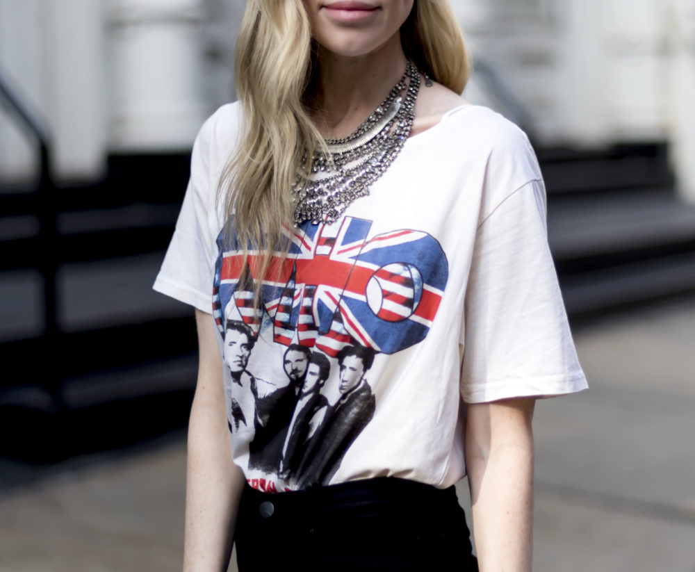 Dressing up a Graphic Tee YAEL STEREN