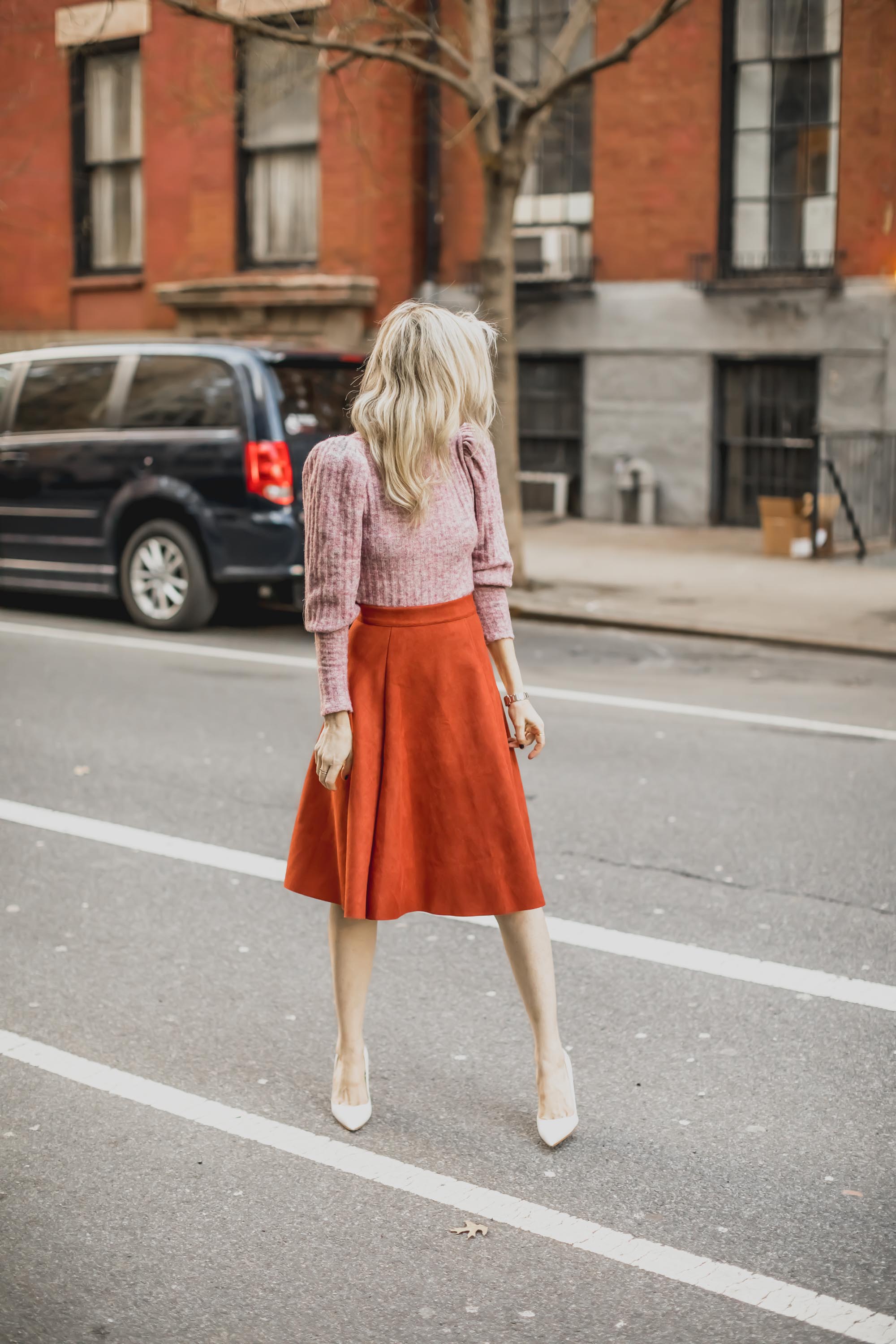 faux-suede-skirt-chicwish-yael-steren