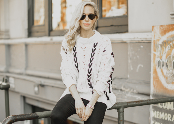 featured-image-chicwish-lace-up-sweater-yael-steren