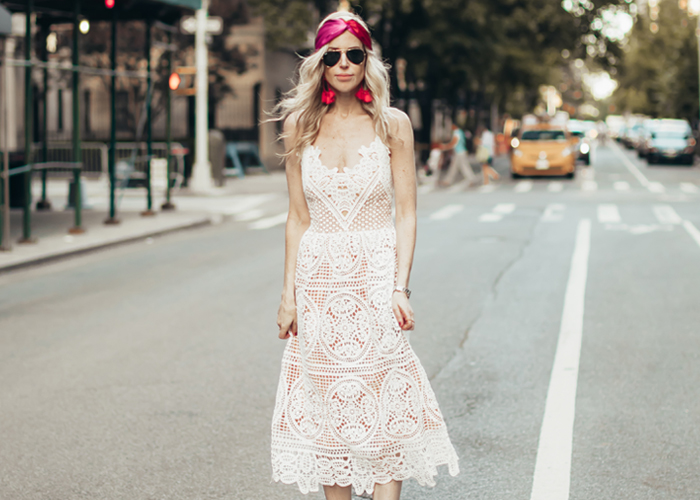 featured-image-white-crochet-dress-yael-steren