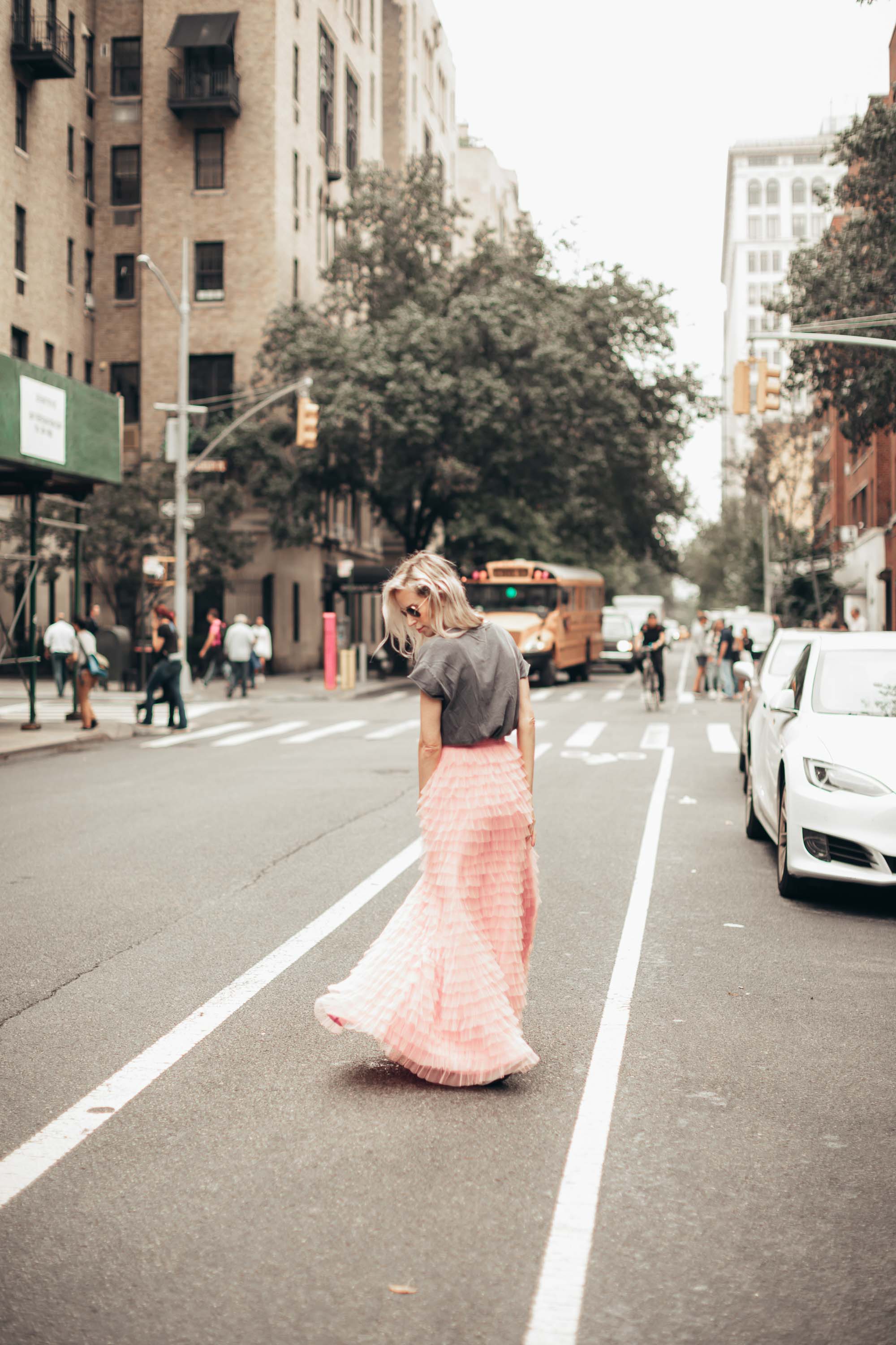 carrie-bradshaw-iconic-outfit-yael-steren