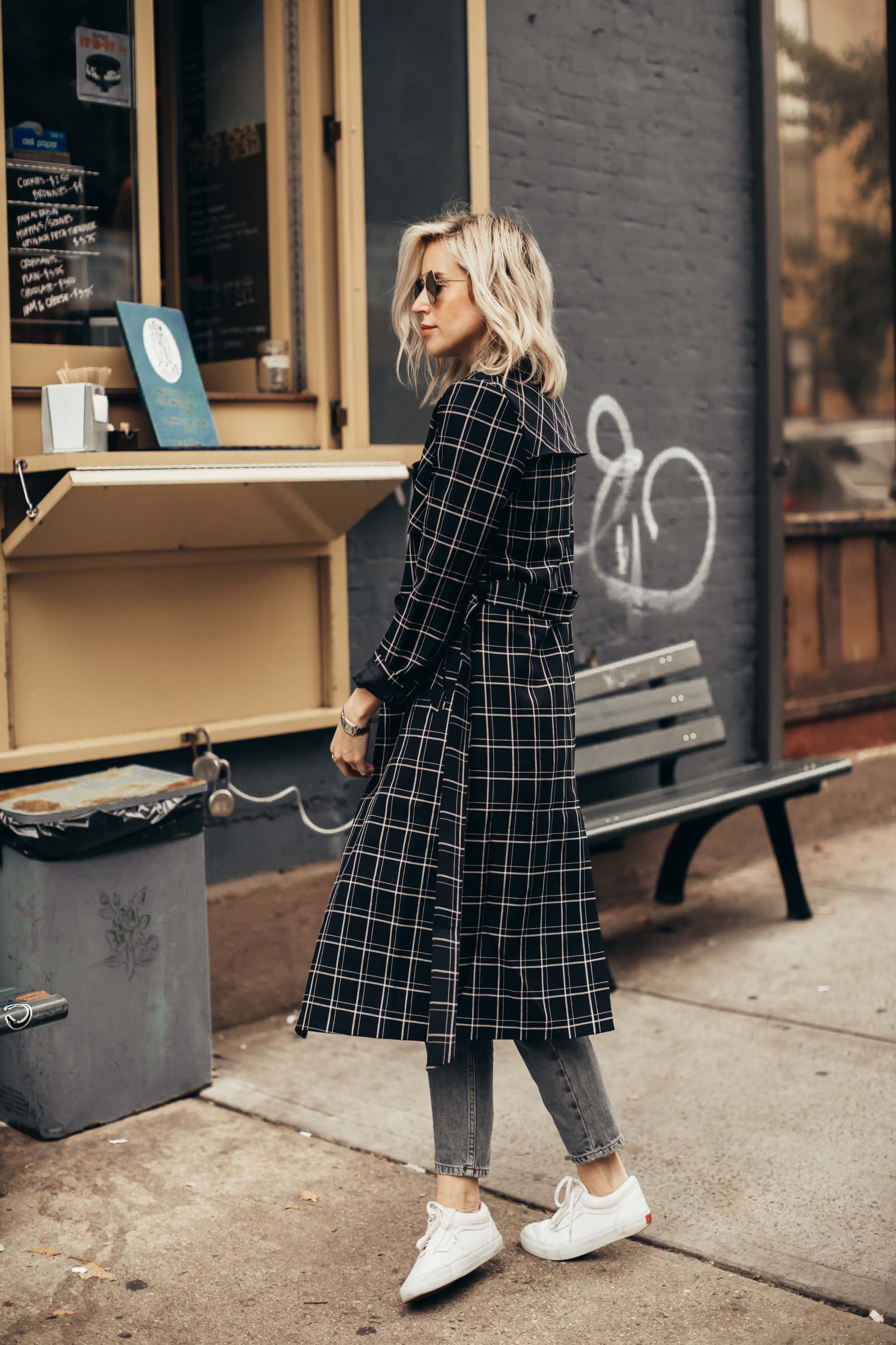 navy-trench-coat-yael-steren